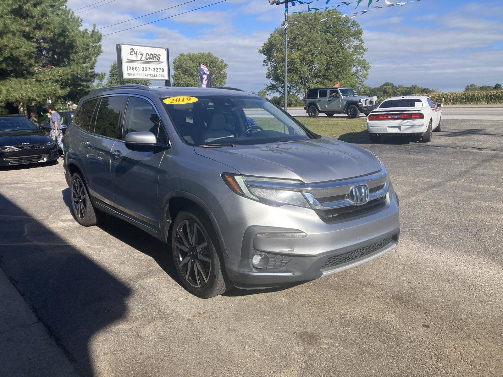 Used 2019 Honda Pilot Touring image 3
