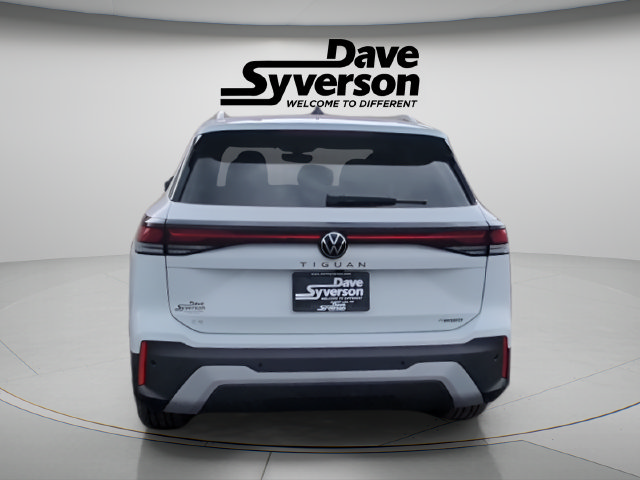 New 2026 Volkswagen Tiguan SE AWD/4WD image 4