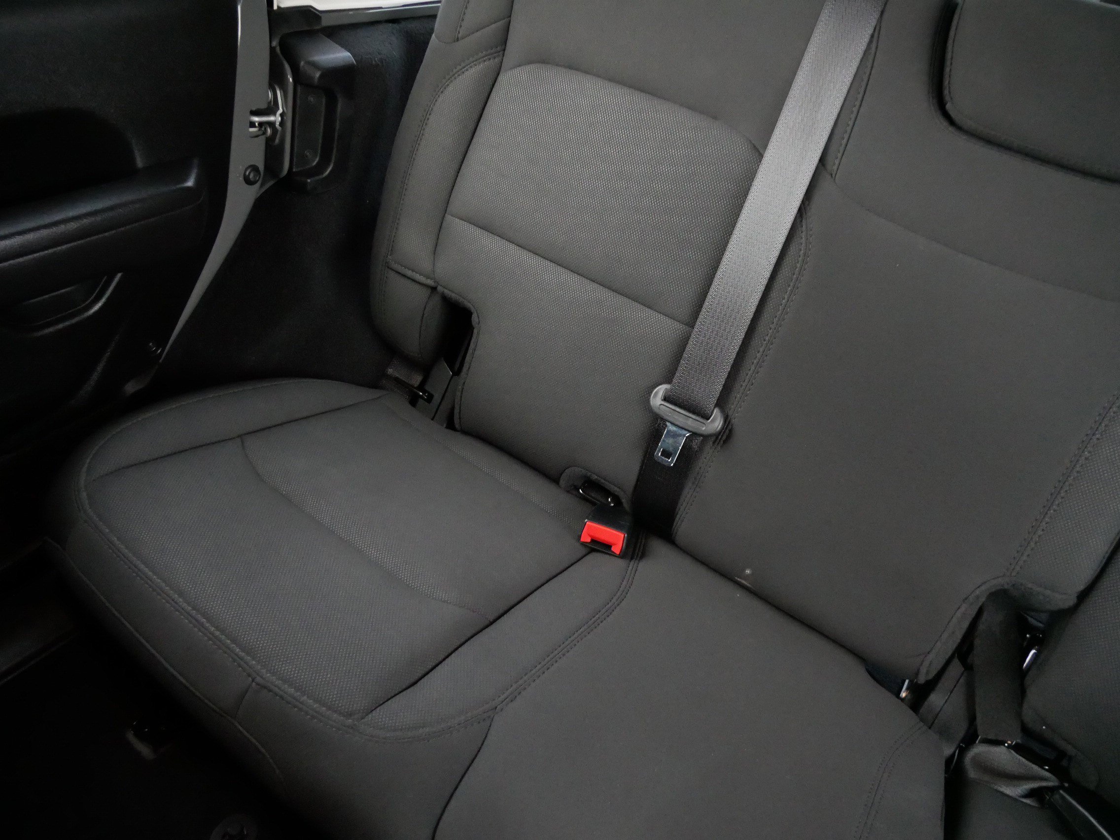 Used 2022 Jeep Wrangler Unlimited Sport image 12