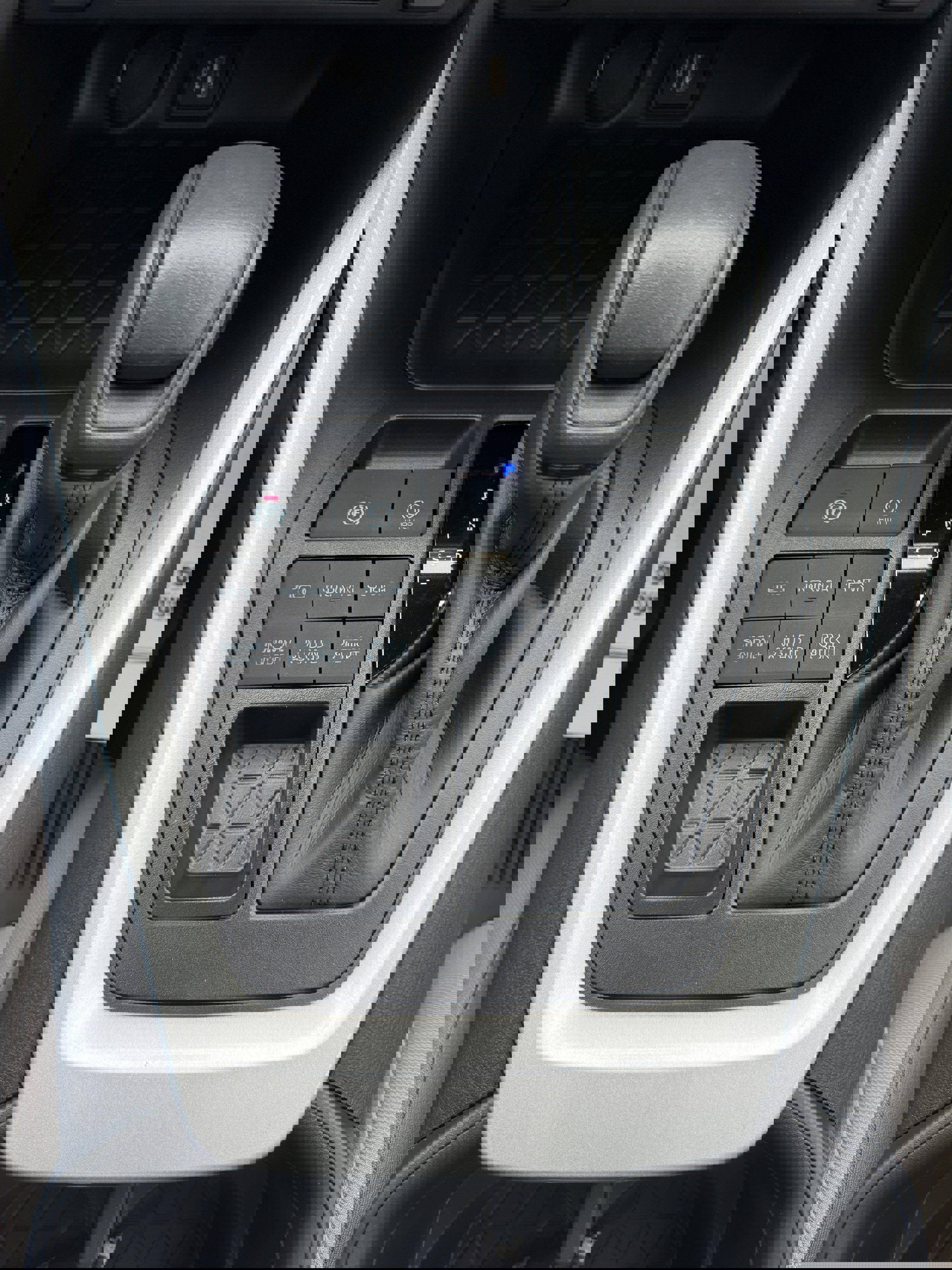 New 2025 Toyota RAV4 XLE image 16