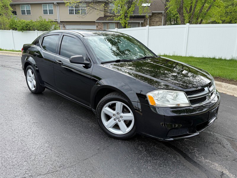 Used 2013 Dodge Avenger SE FWD image 1