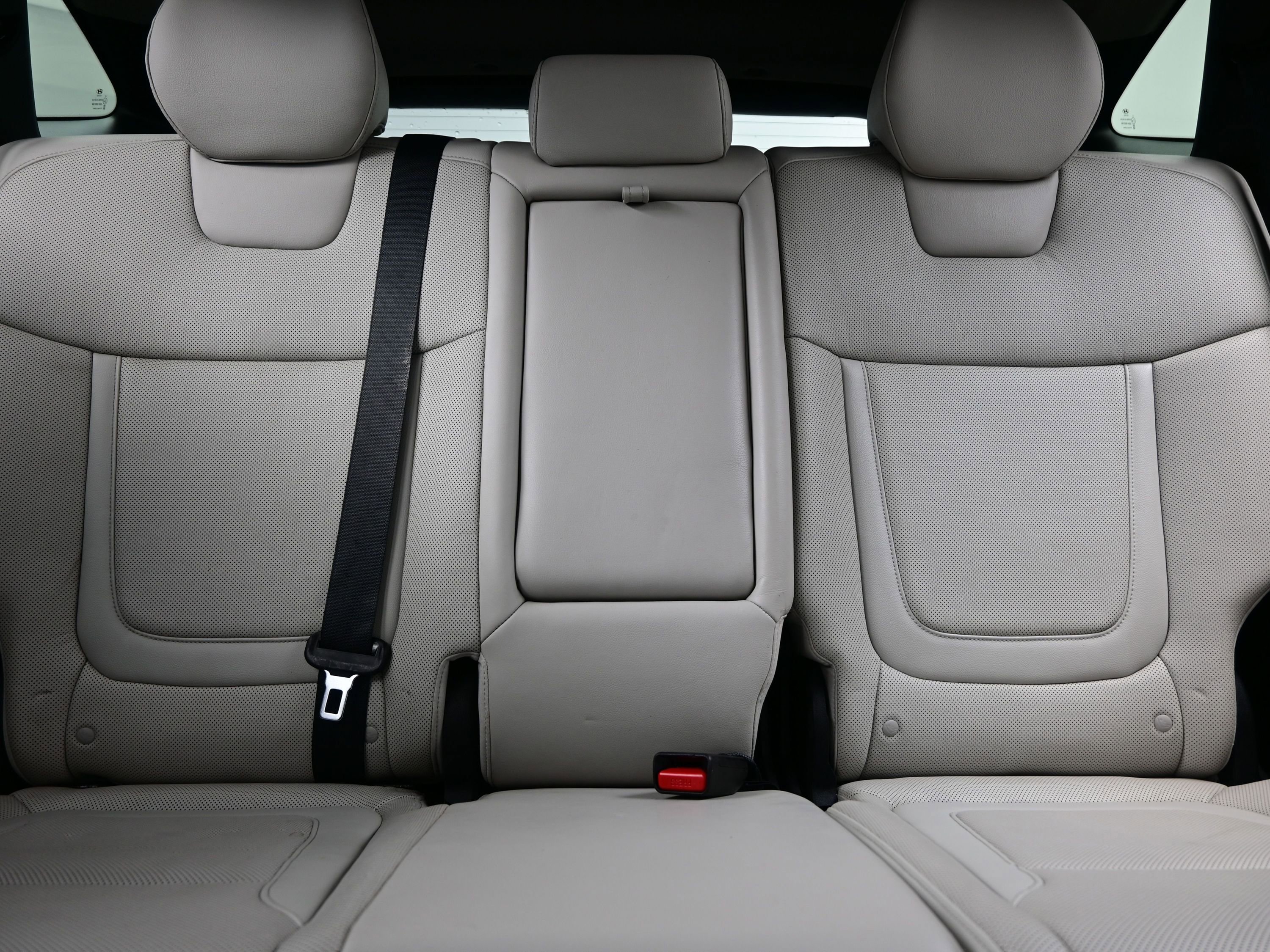 Certified 2022 Hyundai Tucson Limited FWD image 16