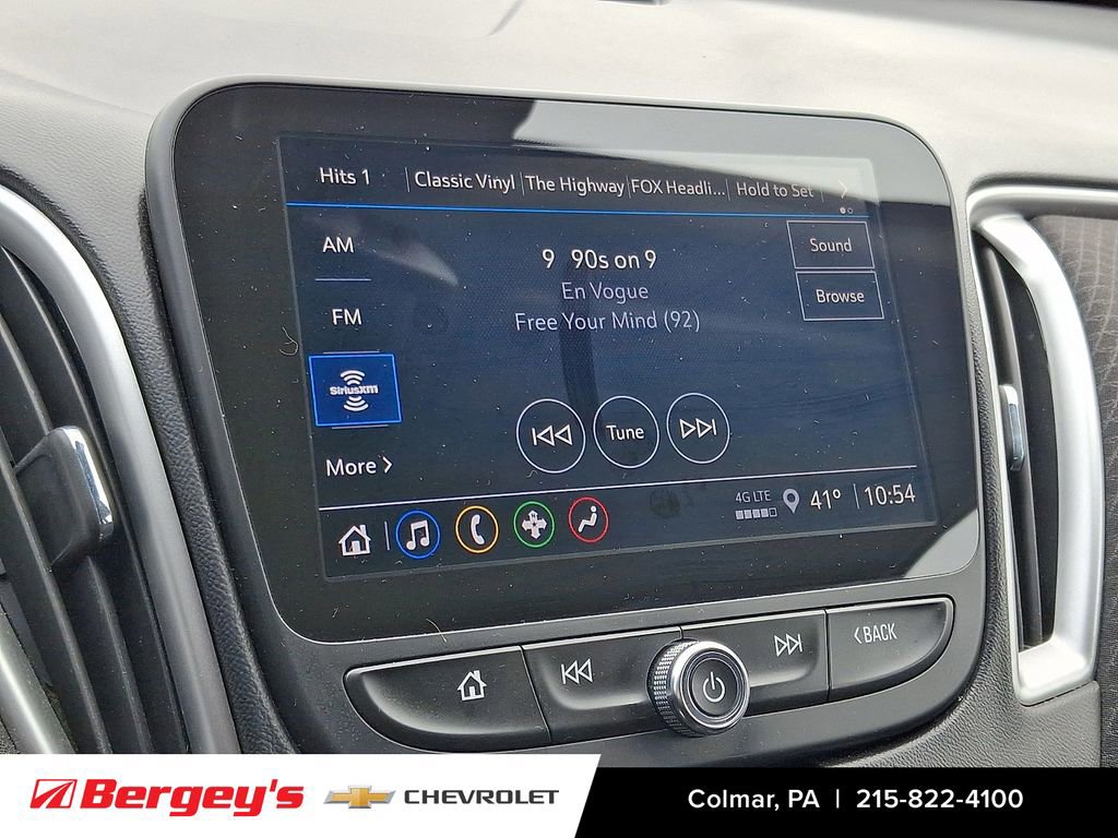 Used 2023 Chevrolet Malibu LT image 18