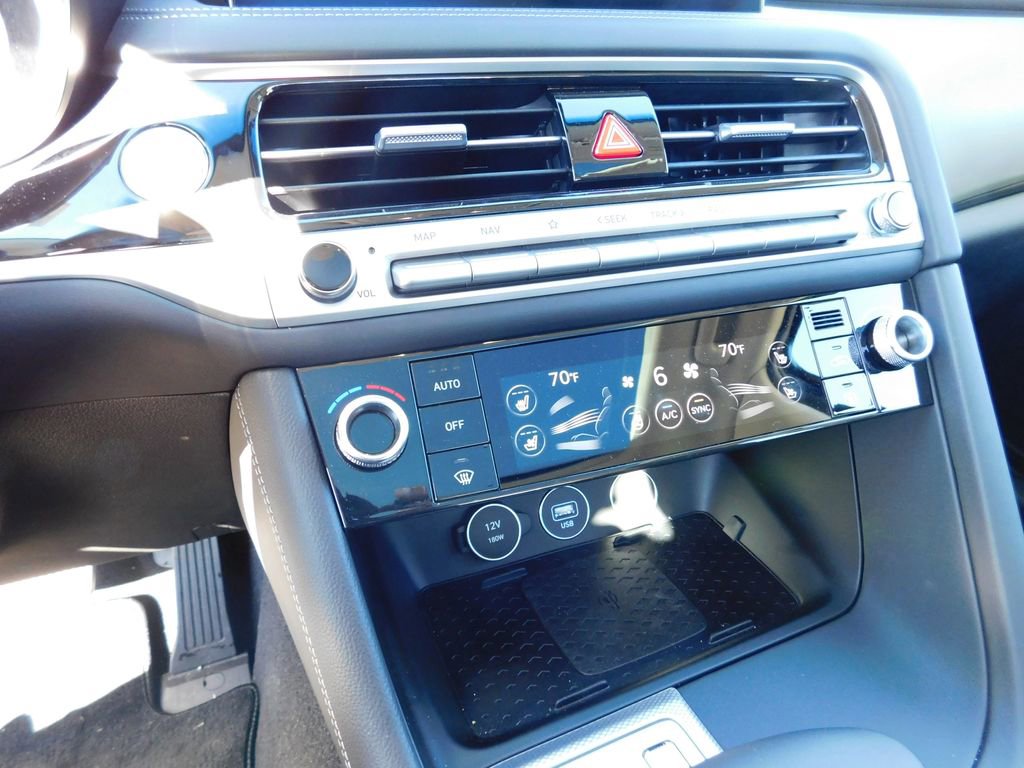 Used 2026 Genesis G70 2.5T Prestige image 27