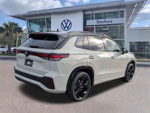 New 2026 Volkswagen Tiguan SE R-Line FWD image 4