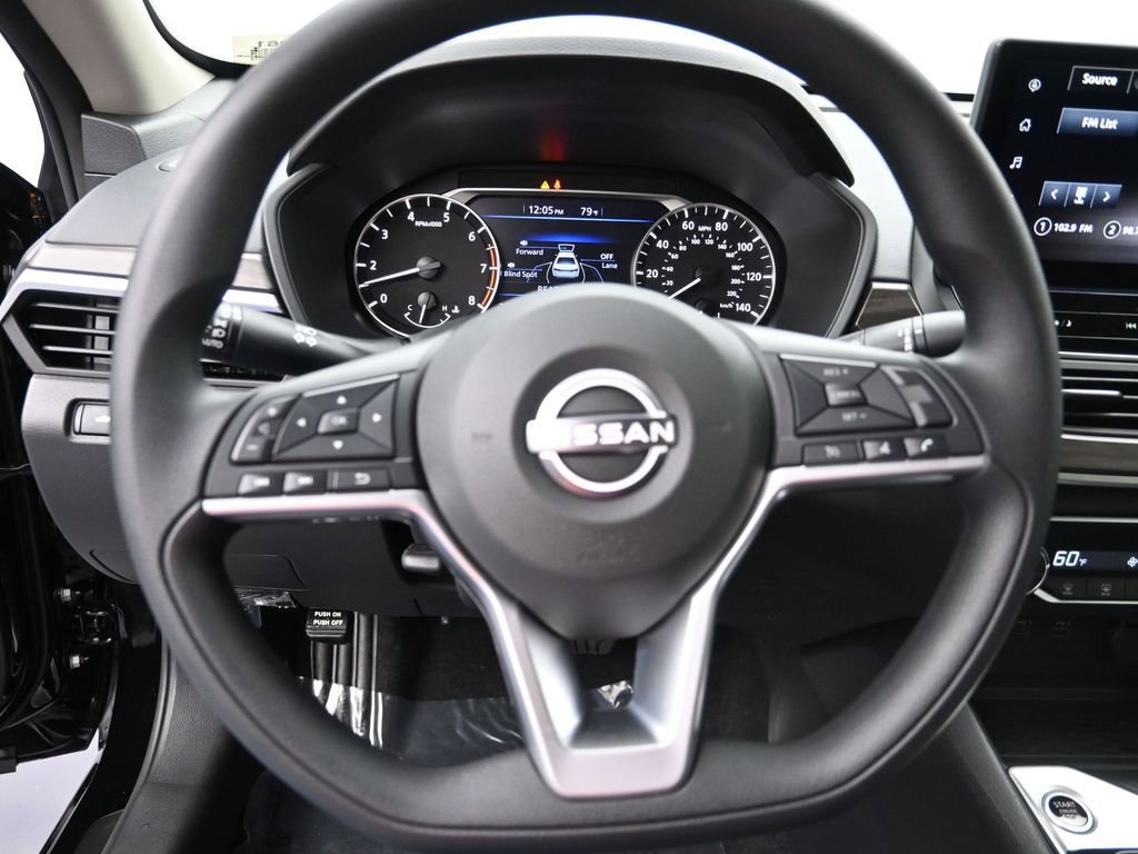 New 2025 Nissan Altima 2.5 SV w/ SV Special Edition Package image 14