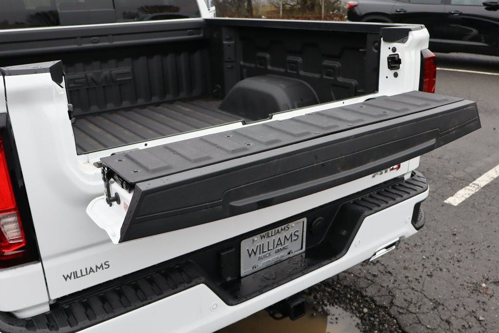 New 2026 GMC Sierra 1500 AT4 w/ AT4 Premium Package image 9