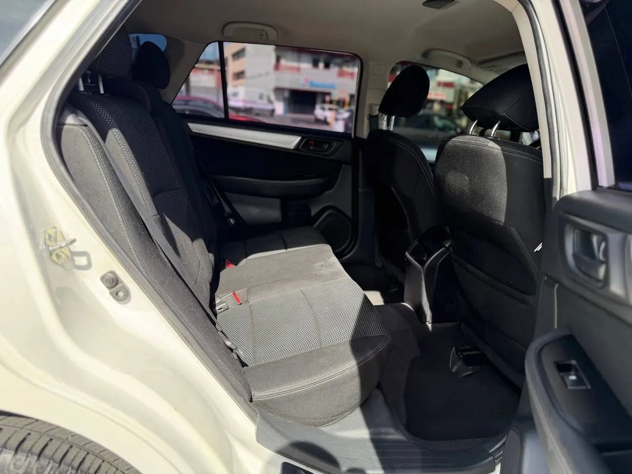 Used 2018 Subaru Outback 2.5i image 28