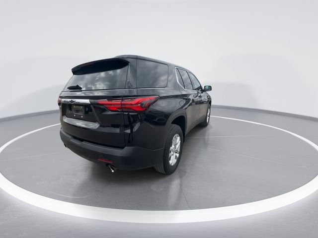 Used 2023 Chevrolet Traverse LS image 8