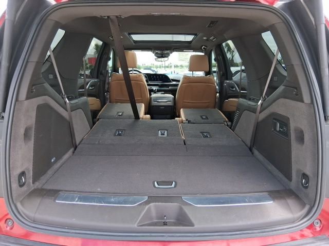 Used 2022 Cadillac Escalade Premium Luxury image 6
