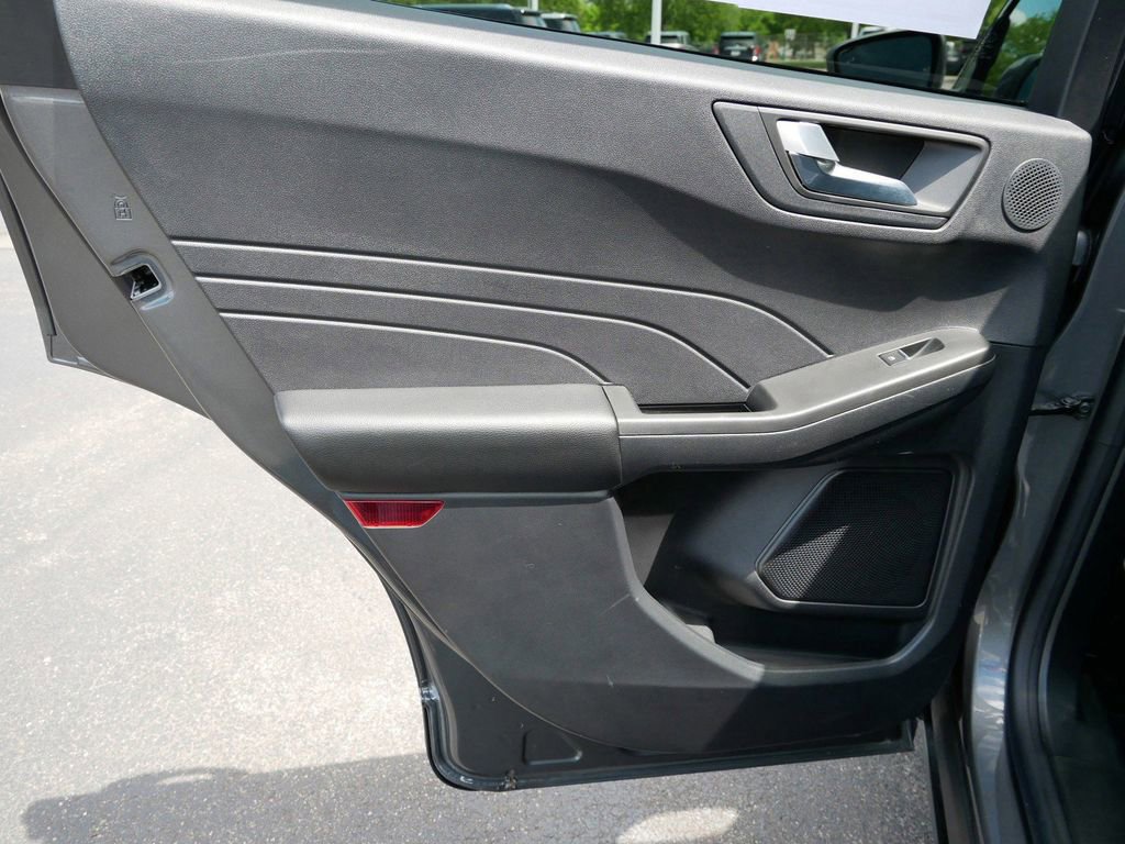 Used 2022 Ford Escape SEL w/ Technology Package image 11