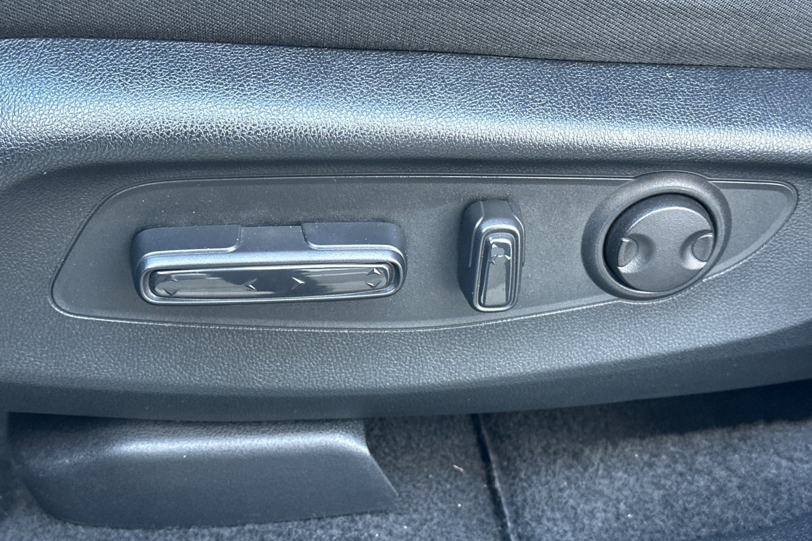 Certified 2023 Honda CR-V EX image 14