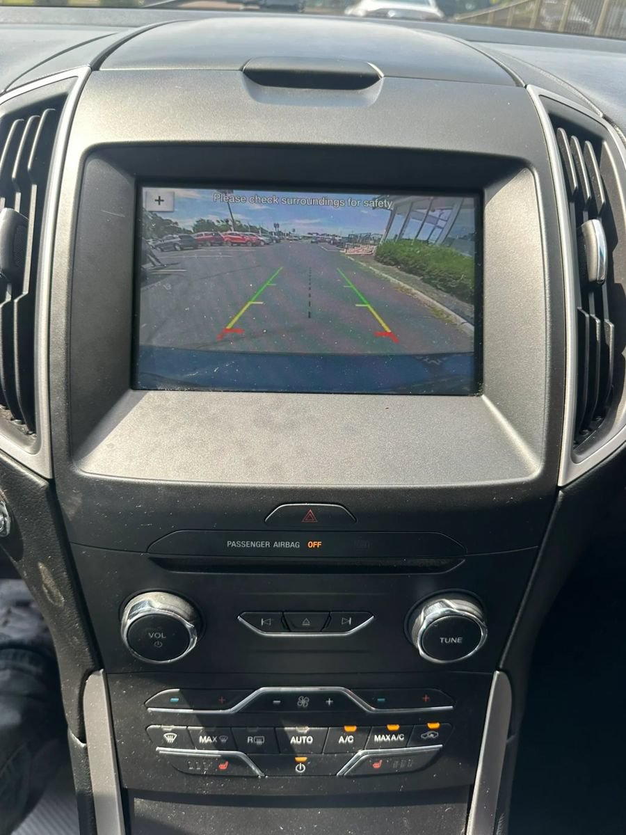 Used 2017 Ford Edge SEL w/ Equipment Group 201A AWD/4WD image 19