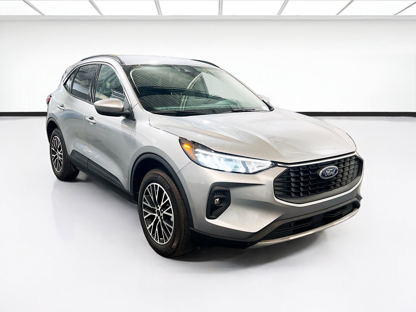 Used 2024 Ford Escape SE FWD image 3