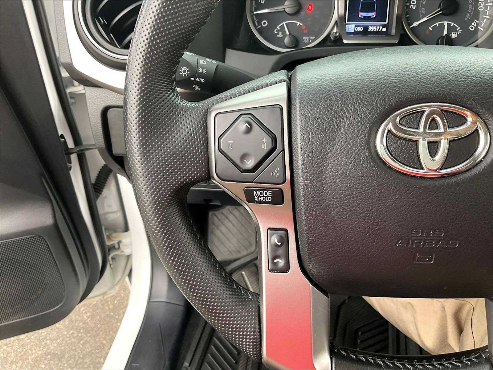 Used 2022 Toyota Tacoma SR5 w/ Trail Edition AWD/4WD image 20