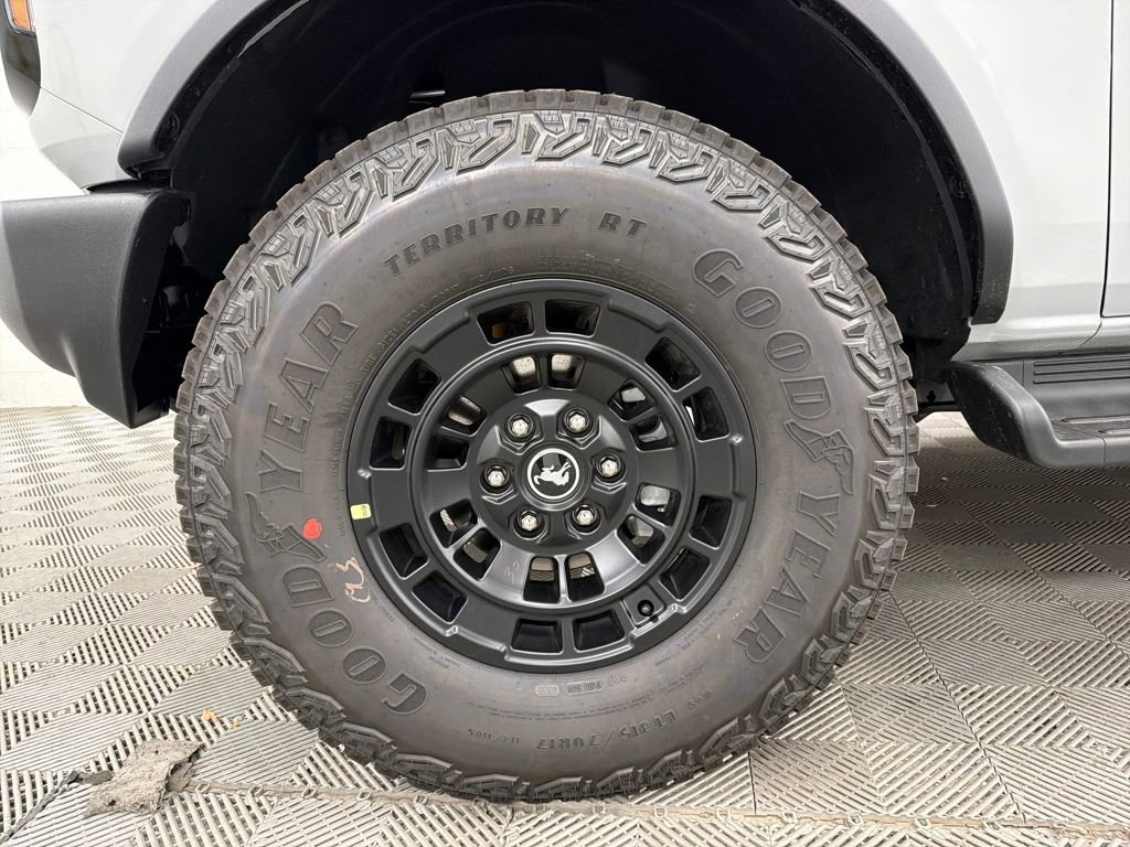 New 2026 Ford Bronco Outer Banks w/ Sasquatch Package image 11