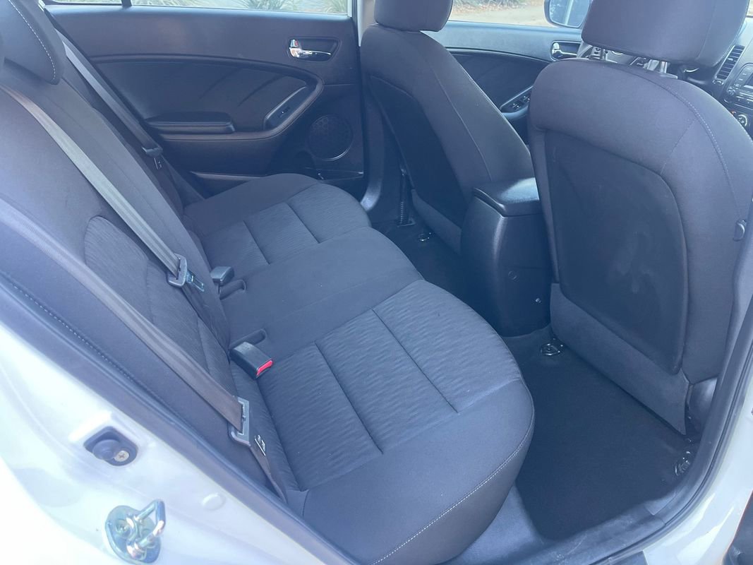 Used 2016 Kia Forte LX image 17