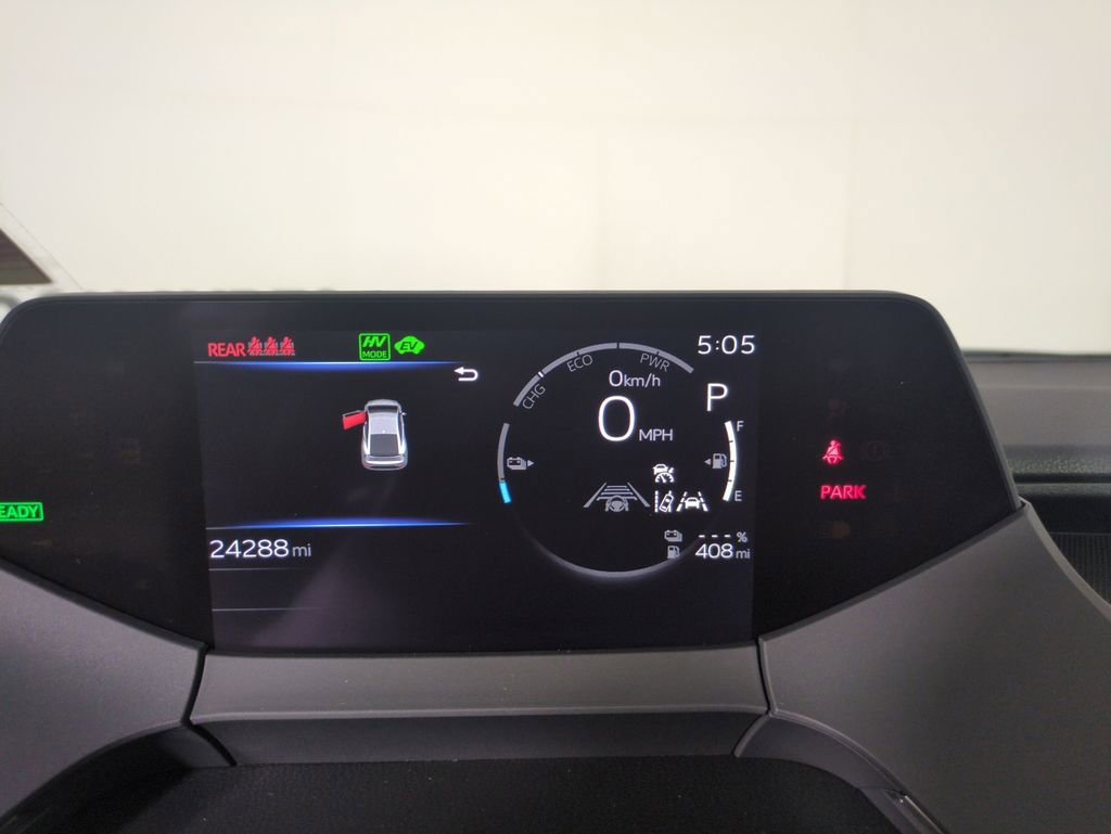 Used 2024 Toyota Prius Prime FWD image 18