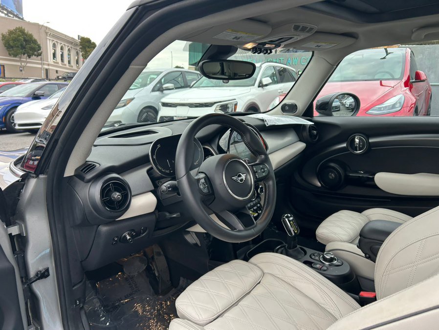 Used 2023 MINI Cooper SE image 13