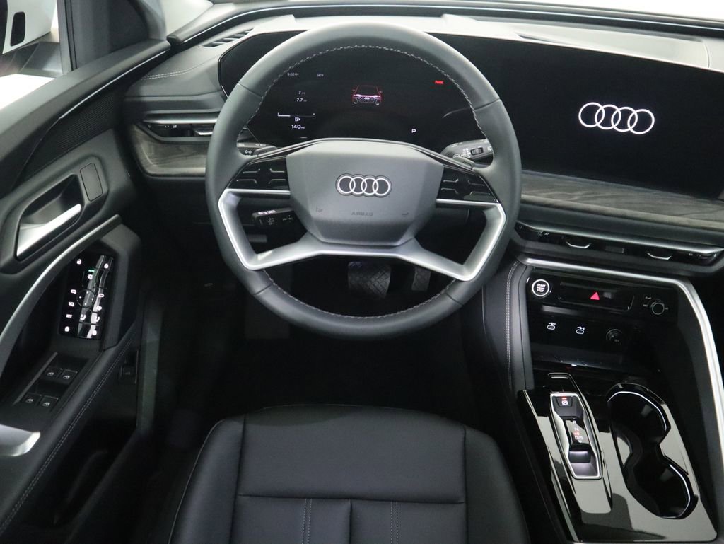 Used 2025 Audi Q5 Premium w/ Convenience Package AWD/4WD image 11
