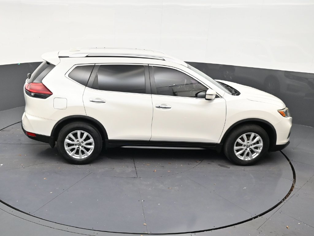 Used 2020 Nissan Rogue SV FWD image 15