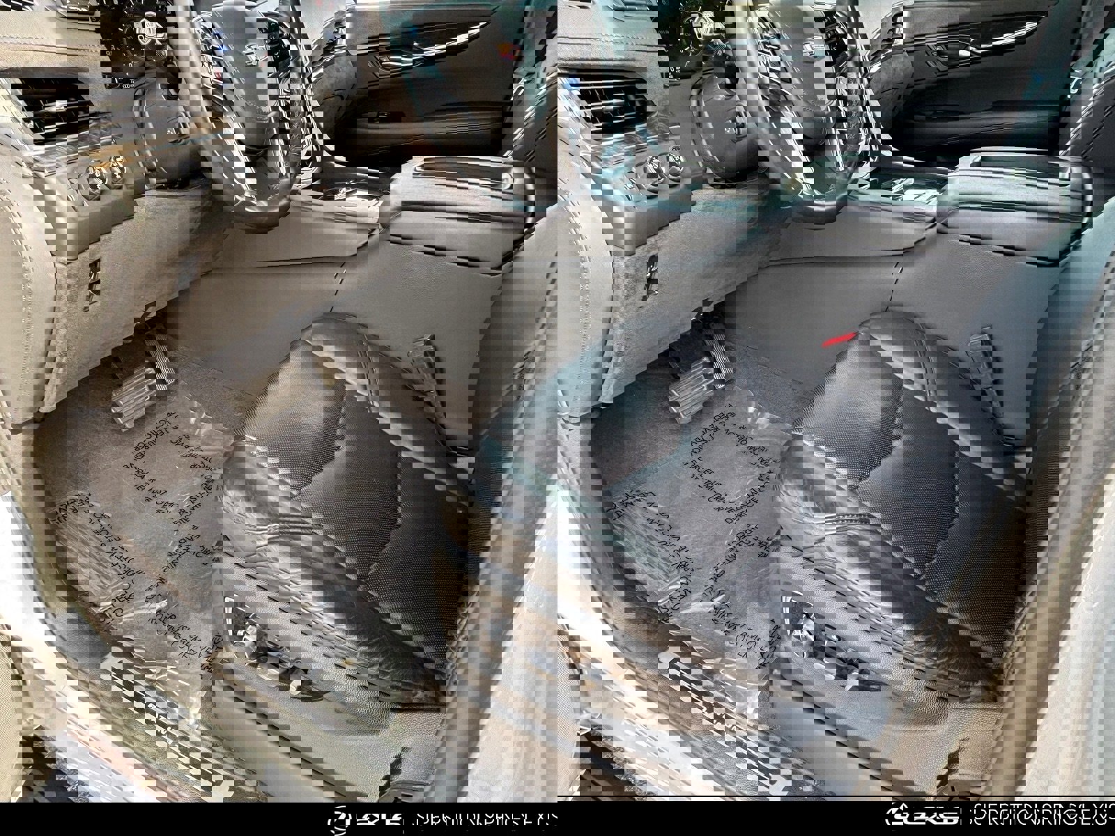 Used 2020 Cadillac Escalade ESV Platinum image 20