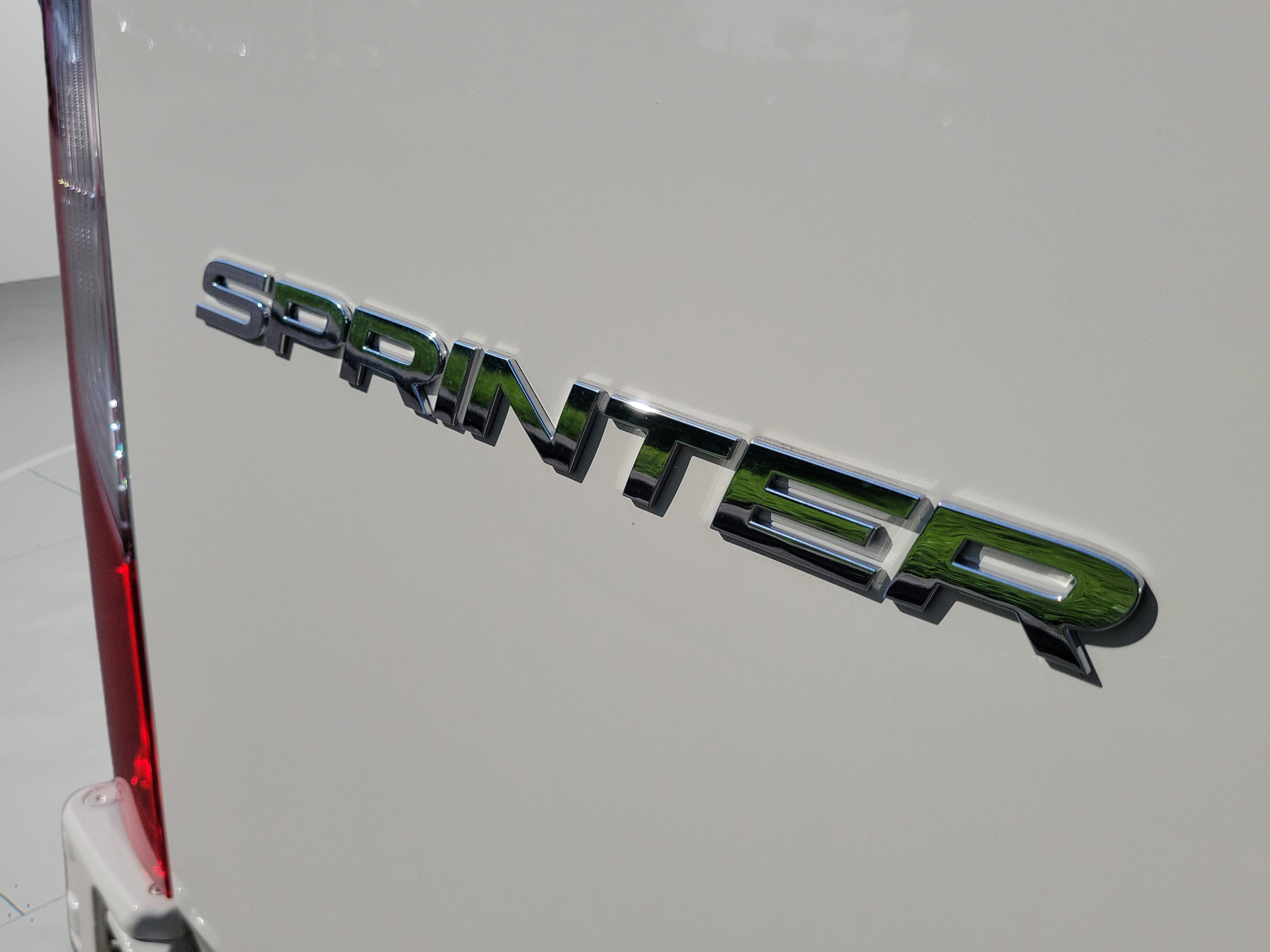 Used 2025 Mercedes-Benz Sprinter 2500 image 24
