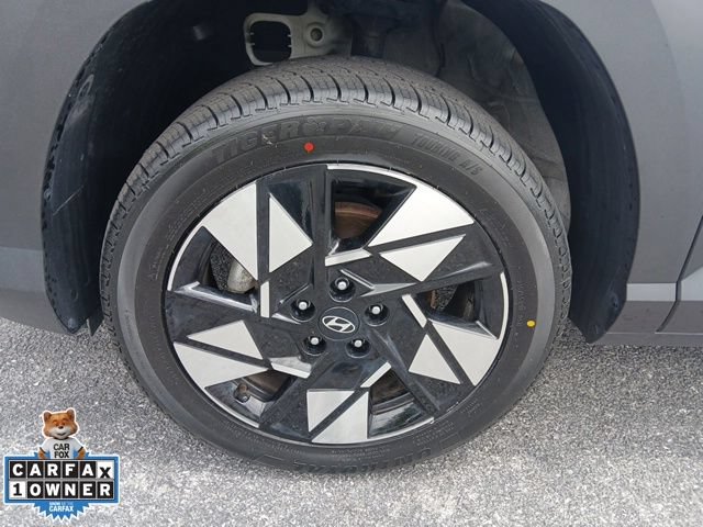 Used 2024 Hyundai Kona SEL AWD/4WD image 2