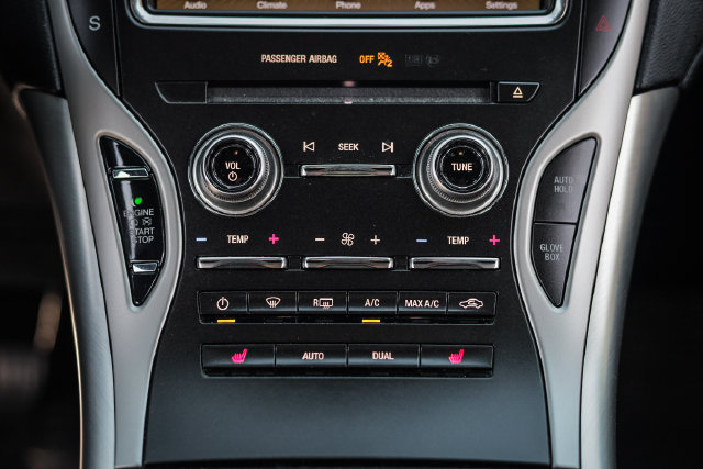 Used 2019 Lincoln Nautilus Premier AWD/4WD image 36