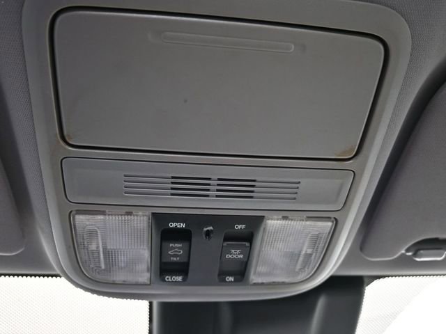 Used 2018 Honda Odyssey EX-L image 44