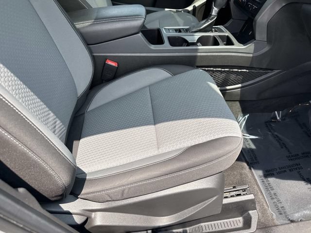 Used 2017 Ford Escape SE w/ Equipment Group 201A AWD/4WD image 10