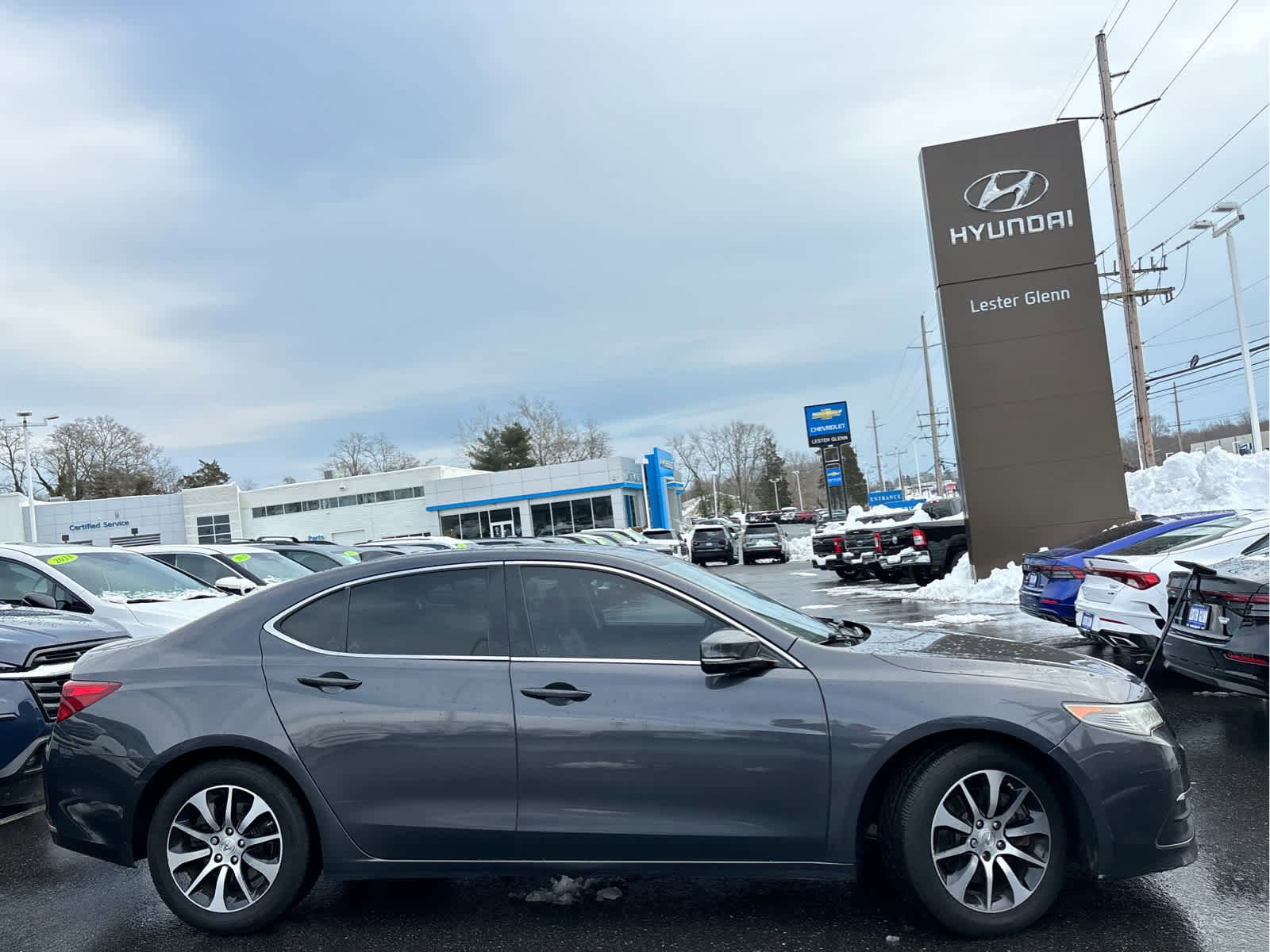 Used 2016 Acura TLX image 3