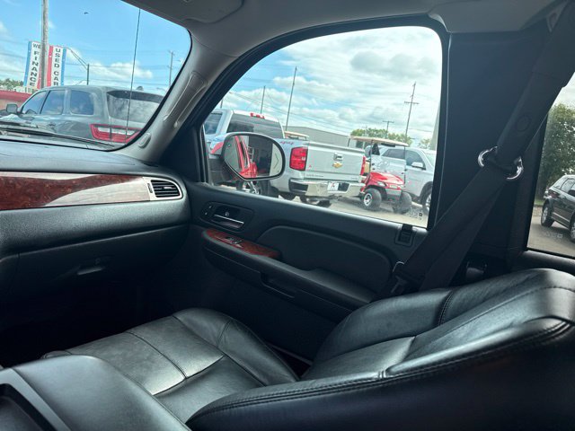 Used 2009 Chevrolet Silverado 1500 LTZ w/ LPO, Deluxe Chrome Package AWD/4WD image 14