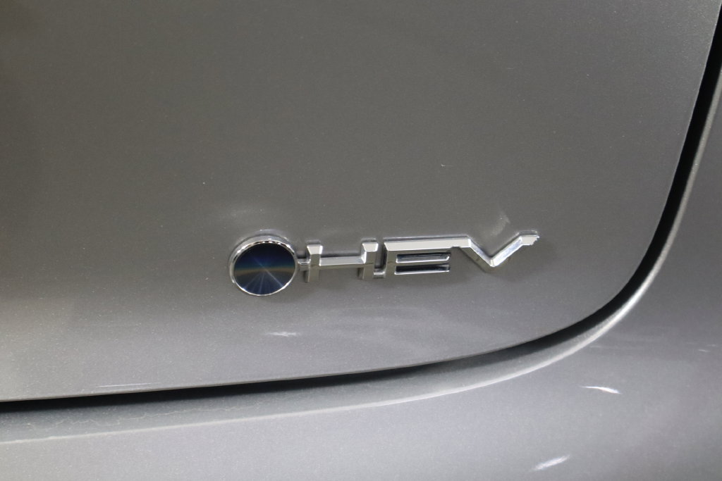 Used 2026 Toyota Prius LE FWD image 45