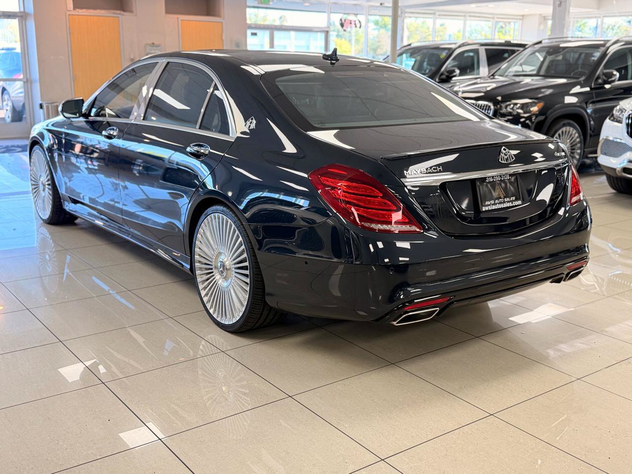 Used 2016 Mercedes-Benz S 550 4MATIC Sedan image 6