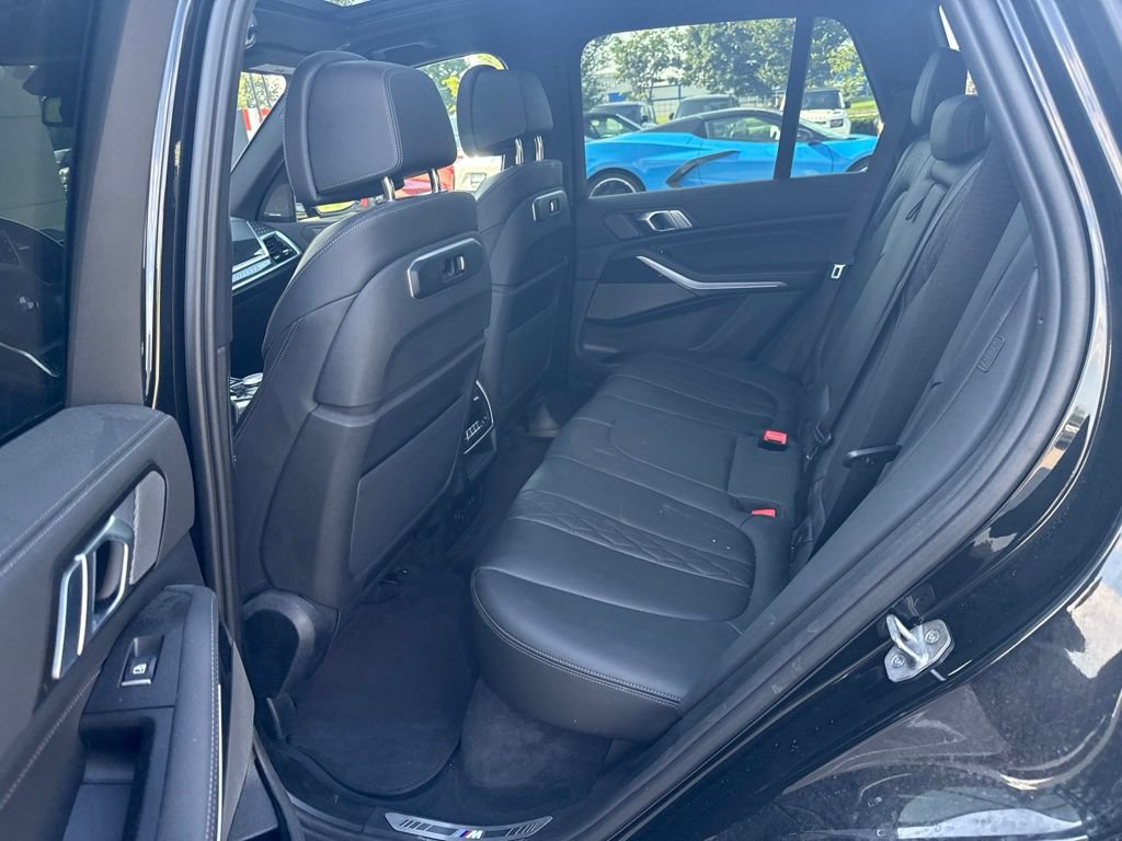 Used 2024 BMW X5 xDrive40i w/ M Sport Package AWD/4WD image 17
