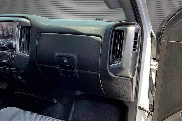 Used 2018 Chevrolet Silverado 1500 LT w/ All Star Edition AWD/4WD image 27