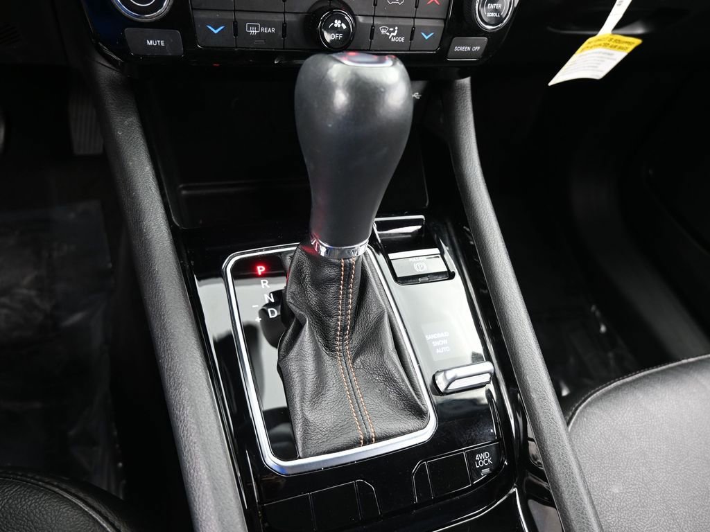 Used 2022 Jeep Compass Limited image 26