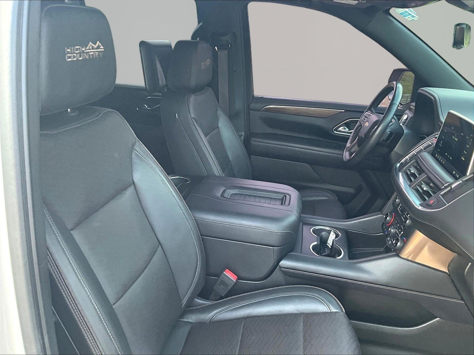 Used 2021 Chevrolet Tahoe High Country w/ Technology Package AWD/4WD image 30
