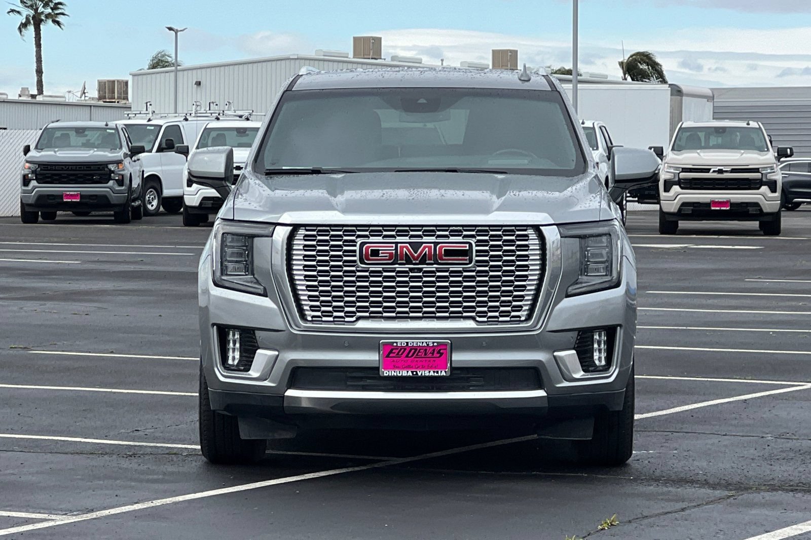 Used 2024 GMC Yukon Denali AWD/4WD image 10