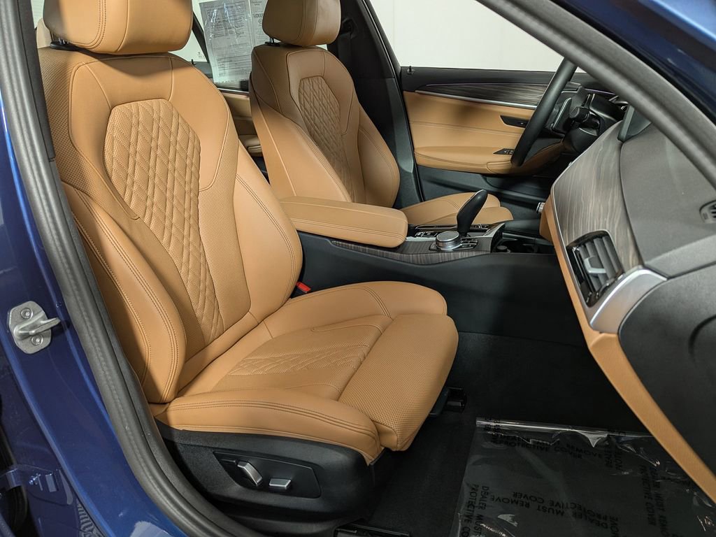 Certified 2023 BMW 530i xDrive w/ Premium Package AWD/4WD image 31