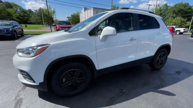Used 2019 Chevrolet Trax LT w/ LT Convenience Package image 4