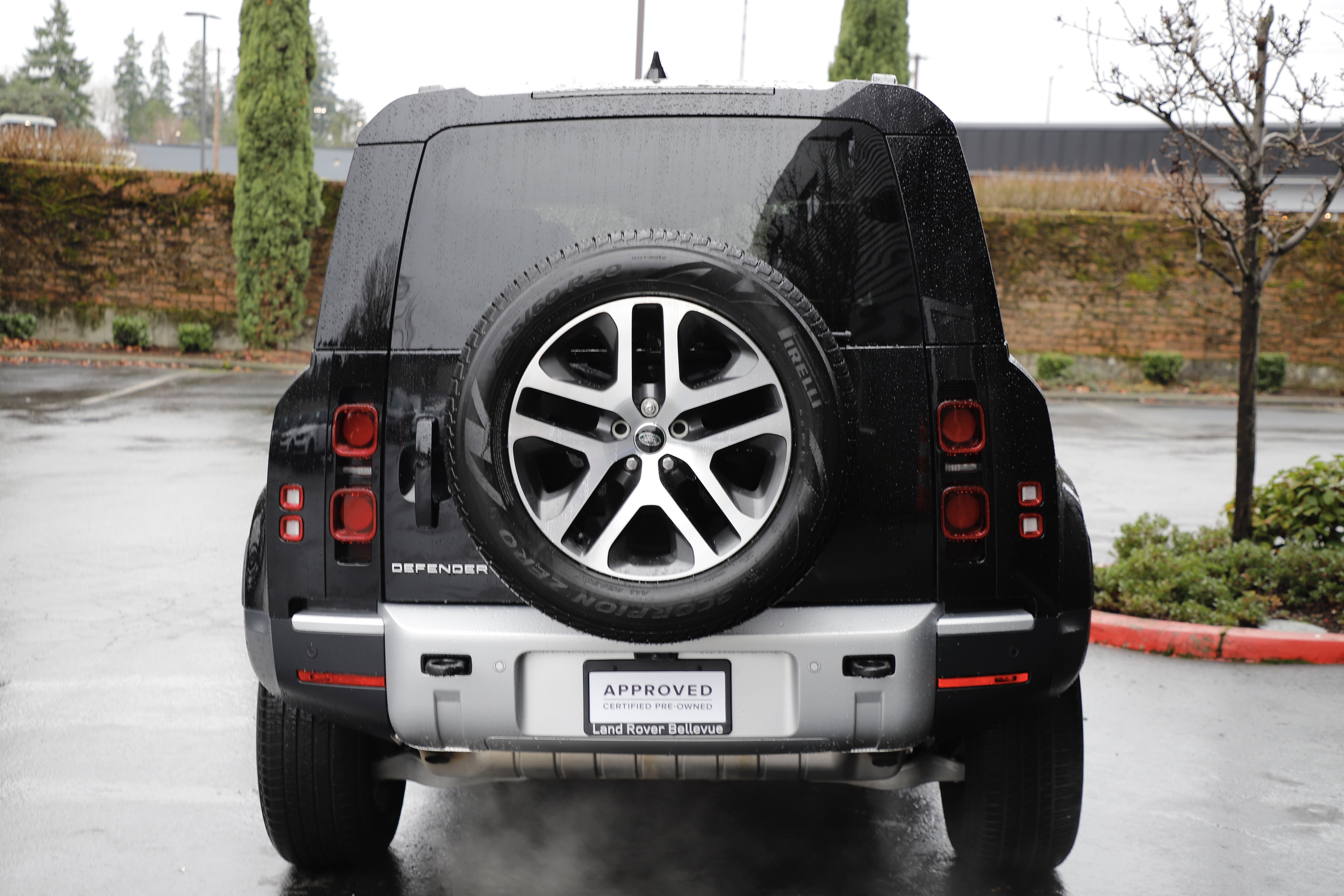 Certified 2025 Land Rover Defender 110 S image 5