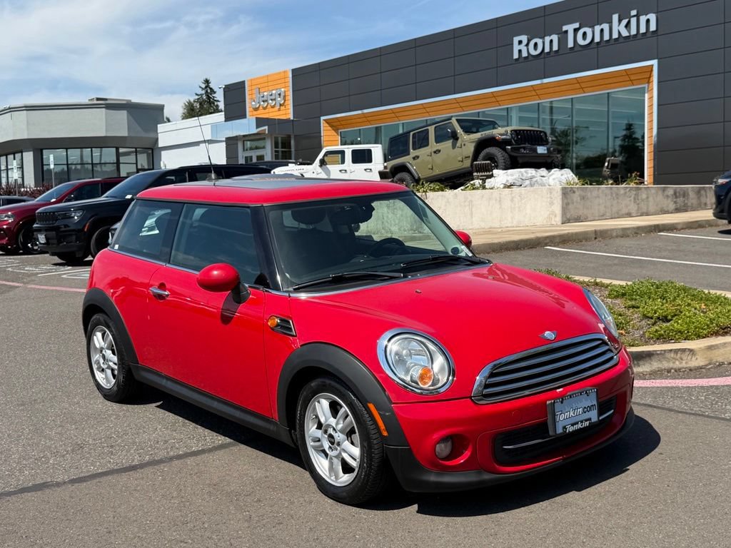 Used 2013 MINI Cooper Hardtop FWD image 2