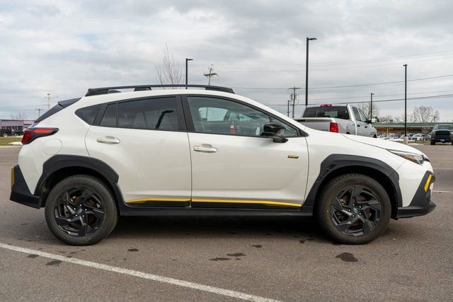 Used 2025 Subaru Crosstrek 2.5i Sport AWD/4WD image 5