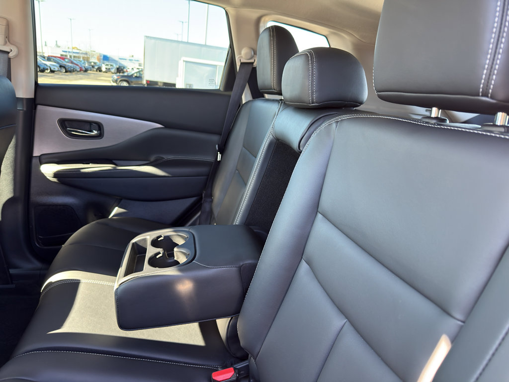 Certified 2024 Nissan Murano SV w/ SV Midnight Edition Package image 33