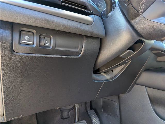 Used 2024 Cadillac XT4 Premium Luxury image 15