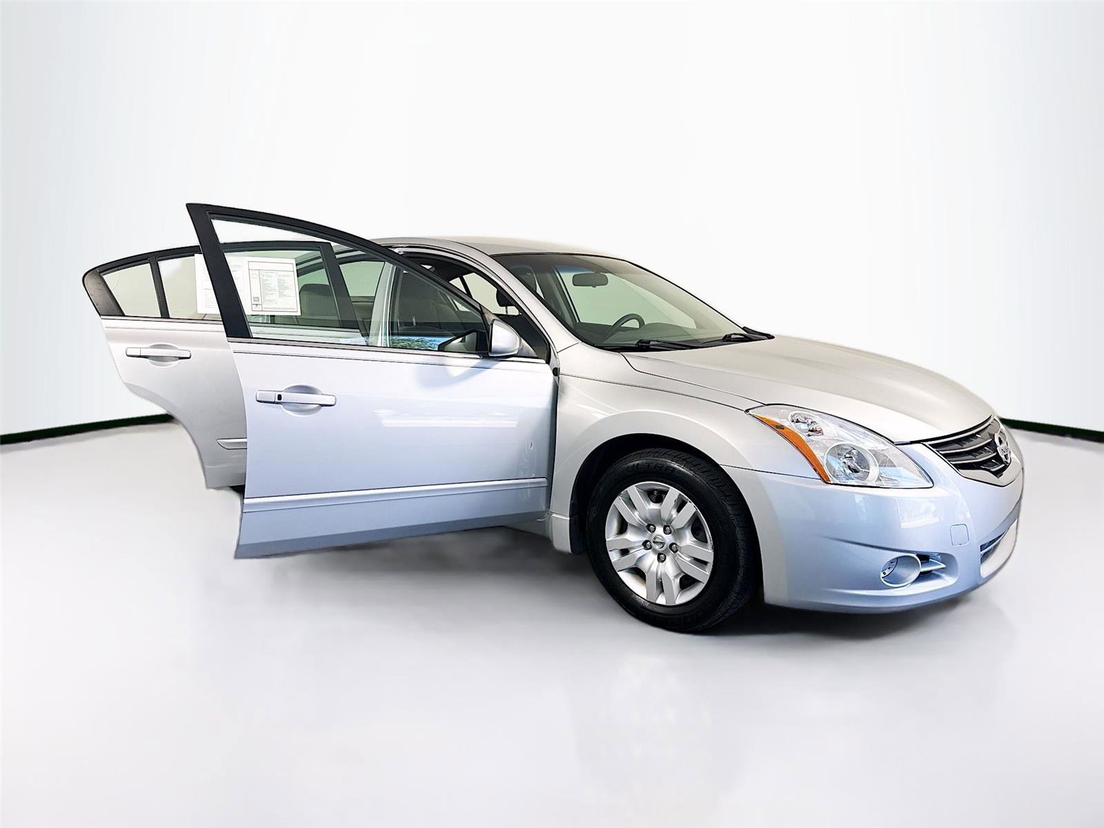 Used 2012 Nissan Altima 2.5 S FWD image 37