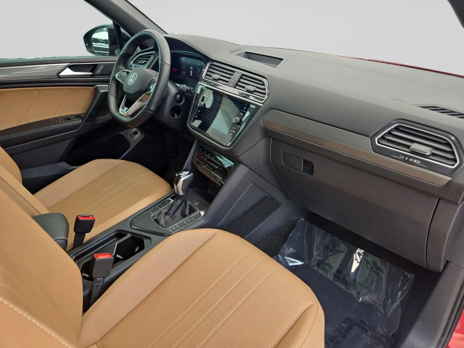 Used 2024 Volkswagen Tiguan SE R-Line FWD image 35