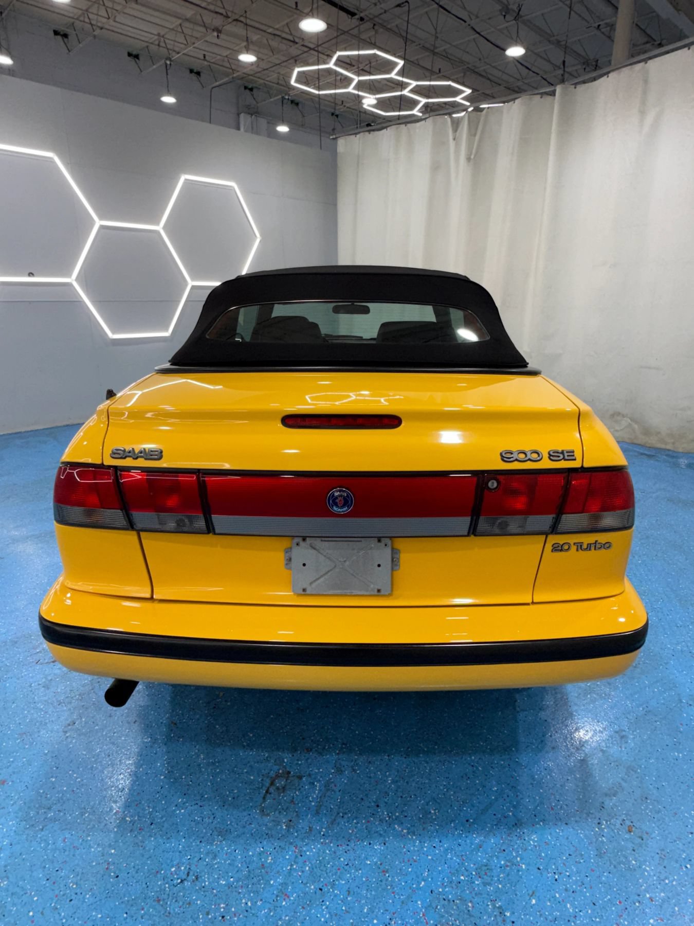 Used 1998 Saab 900 SE Turbo FWD image 7